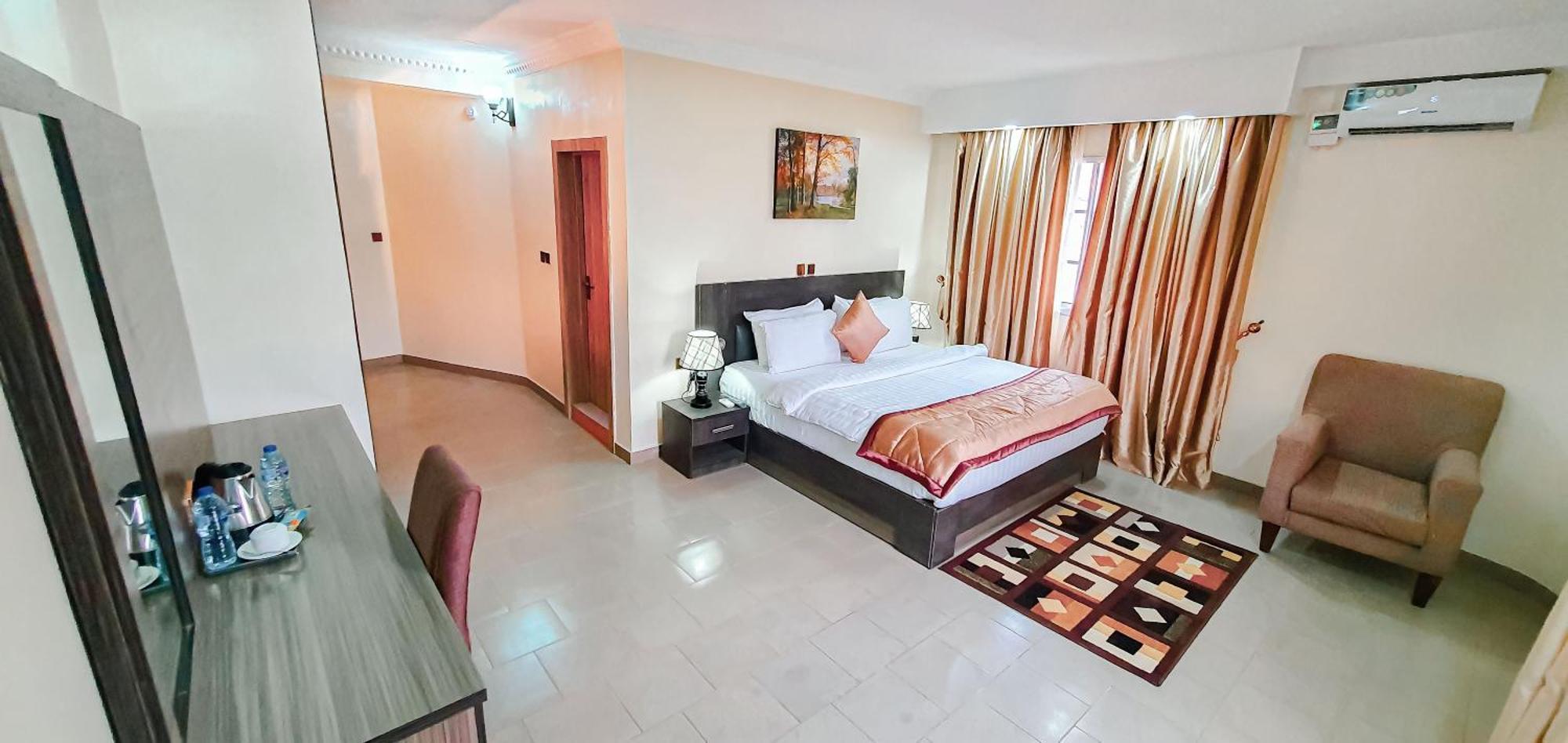 Beni Gold Hotel, Ikoyi Лагос Екстериор снимка